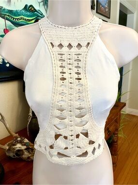 Gimmicks by BKE White Crocheted Halter Top Boho L